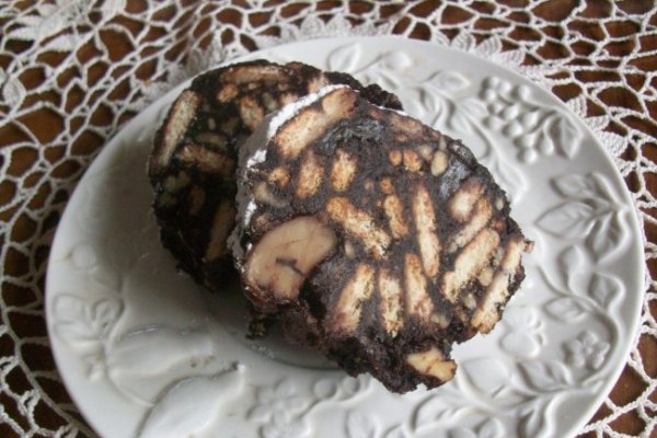 Salam de biscuiţi reţetă cu Ciocolată și Castane