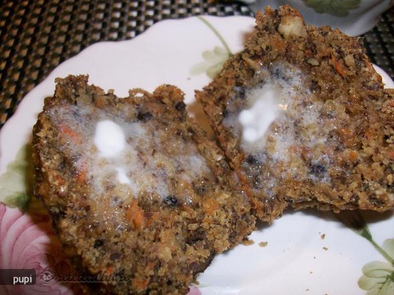 Muffins cu Seminte de In si Tarate de Ovaz