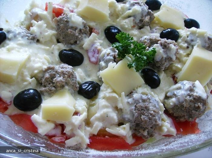 Legume Gratinate cu Perisoare