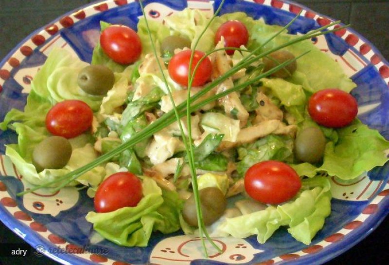 Salata Verde cu Piept de Pui