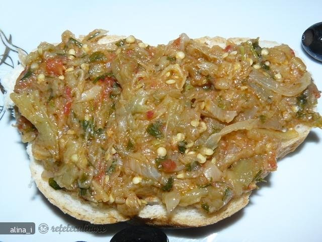 Salata cu Vinete si Rosii