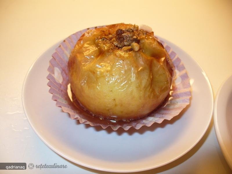 Mere cu Nuca si Scortisoara