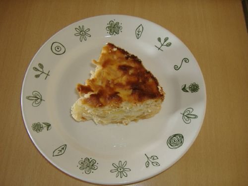 Sufleu cu branza de vaci si mere