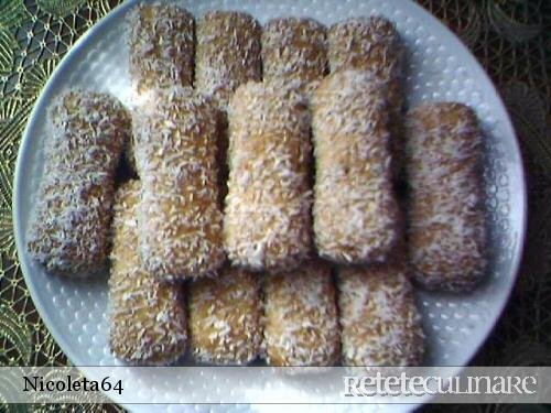 Biscuiti cu crema de alune