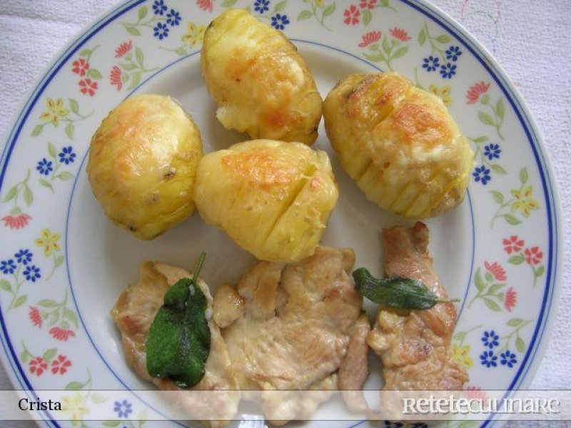 Cartofi Hasselback (la microunde sau la cuptor obisnuit)