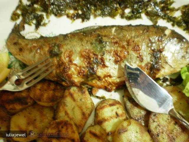 Pastrav la Gratar in Frunze de Feriga