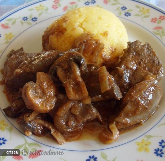 Tocana cu Ficat de Porc si Ciuperci