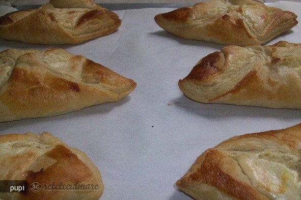 Cheese Danish (Placinta cu Branza Dulce)