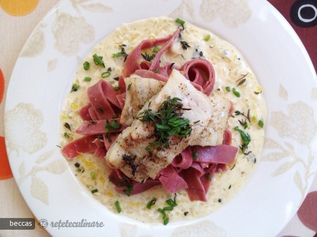 Pollock cu Fettuccine