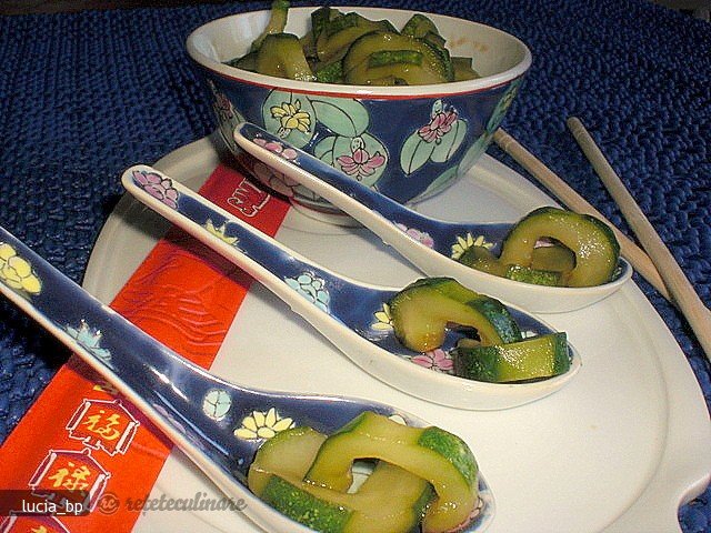 Altfel de Salata din Castraveti
