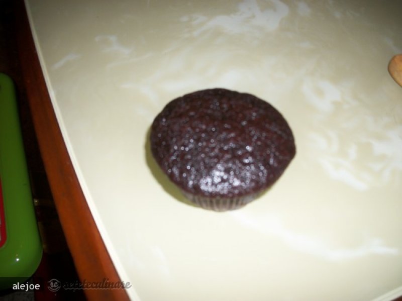 Muffins cu Cacao si Ciocolata
