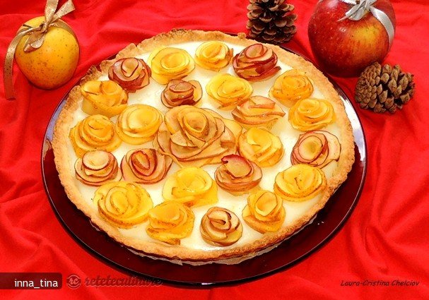 Tarta cu Trandafiri din Mere