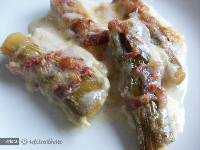 Praz cu Bacon si Besamel la Cuptor