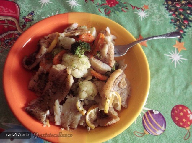 Peste la Cuptor cu Legume Inabusite