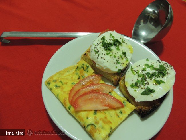 Omleta cu Rucola si Paine Prajita cu Rucola si Mozzarella