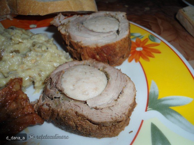 Rulada de Muschiulet de Porc cu Carnati Weisswurst