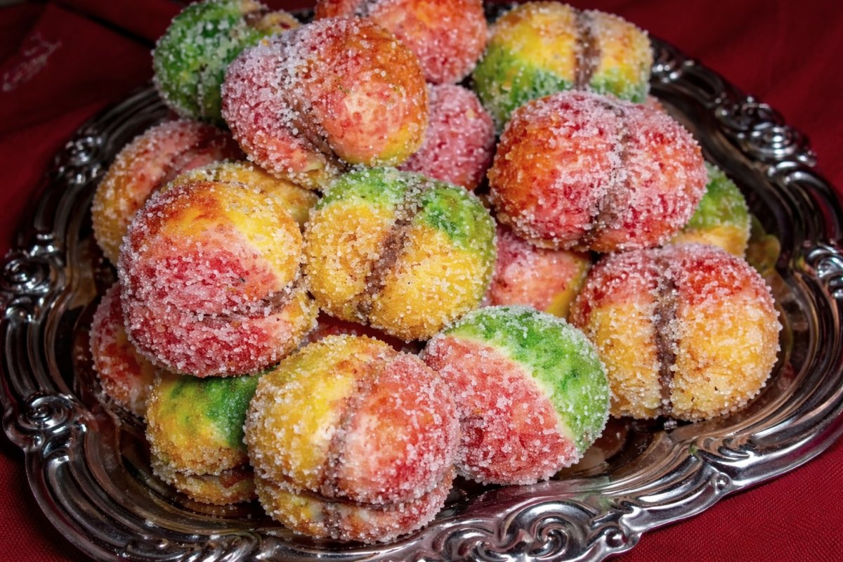 Piersici umplute cu crema de ciocolata