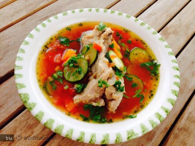 Ciorba din Pulpa de Curcan cu Legume