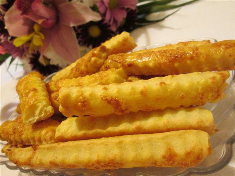 Saleuri cu cascaval - reteta de saleuri crocante