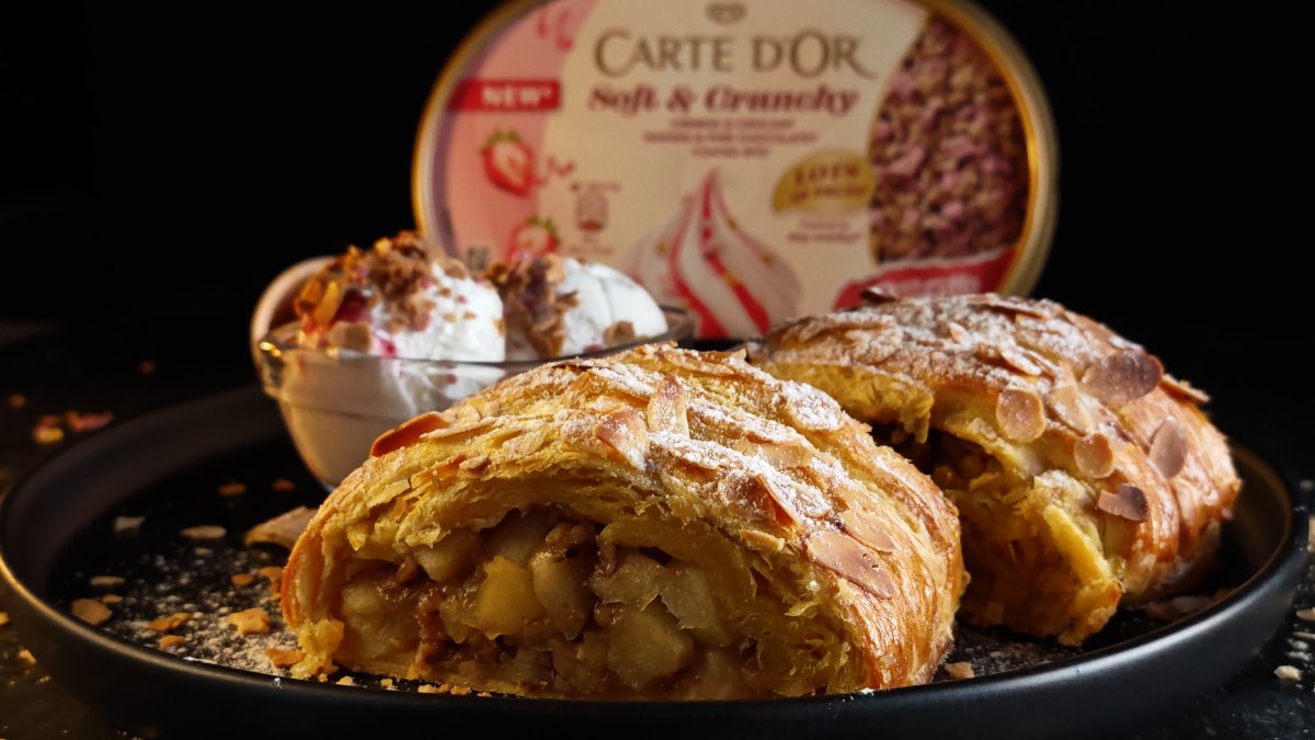 Ștrudel cu mere și înghețată Carte d'Or - Rețeta rapidă și delicioasă