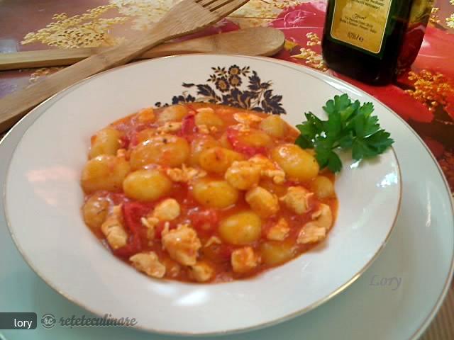 Gnocchi cu Piept de Pui