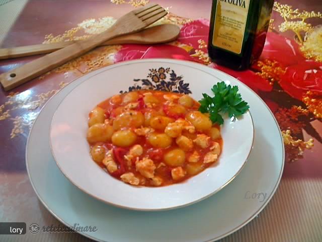 Gnocchi cu Piept de Pui