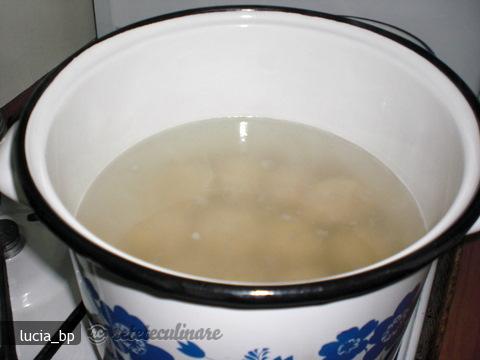 Galuste cu Prune Instant