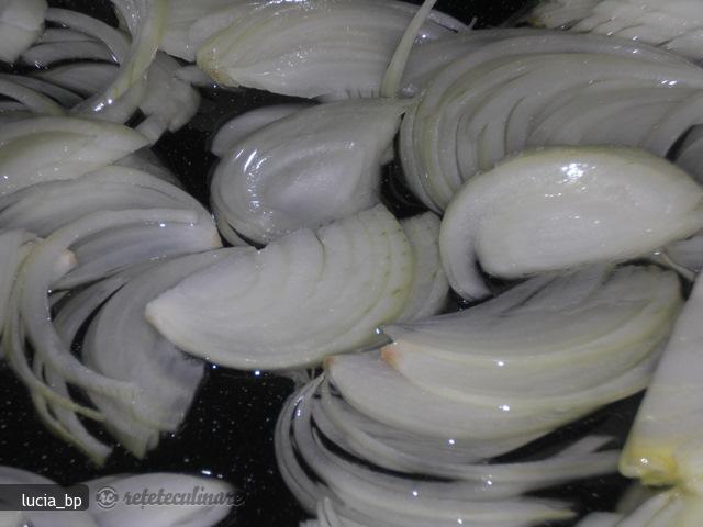 Garnitura de Gogosari cu Ceapa