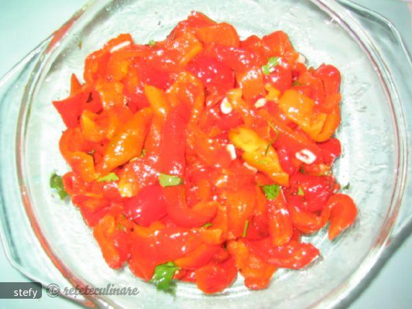 Salata de Ardei Copti si Rucola