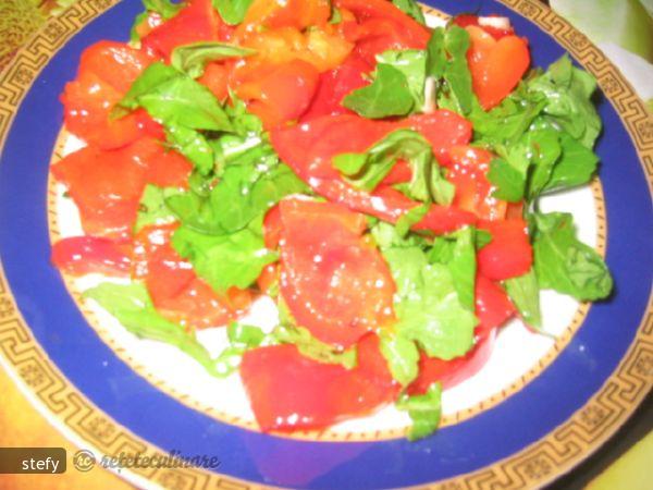 Salata de Ardei Copti si Rucola