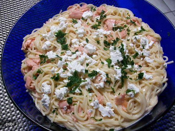 Somon Afumat cu Pasta si Sos de Whiskey