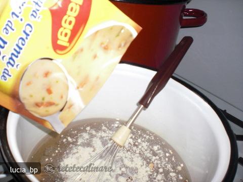 Supa crema de ciuperci de padure