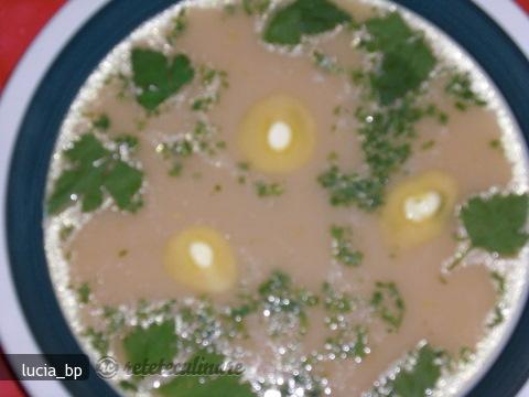 Supa crema de ciuperci de padure