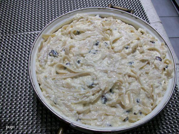 Budinca de Macaroane