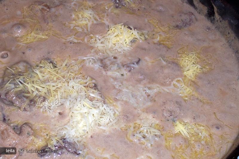 Caprioara cu Ciuperci si Cascaval