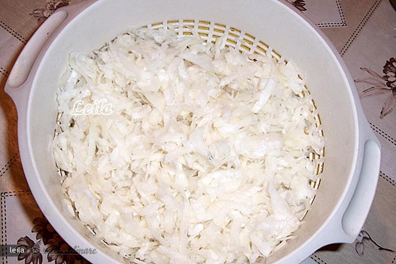 Salata de Ridichi Negre