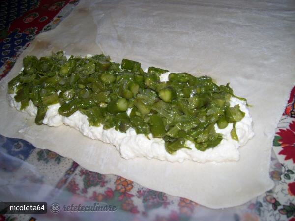 Strudel cu Ricotta si Sparanghel