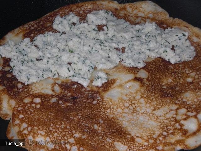Clatite cu Urda Dulce si Marar
