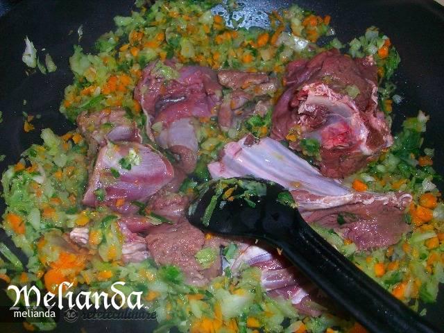 Papricas cu Carne de Caprioara