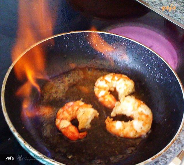 Creveti Flambate cu Whisky