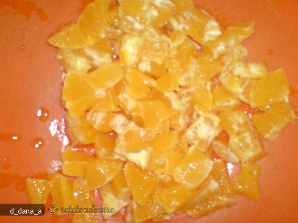 Tort Exotic cu Gelatina