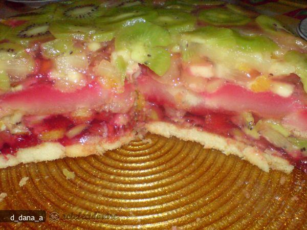 Tort Exotic cu Gelatina