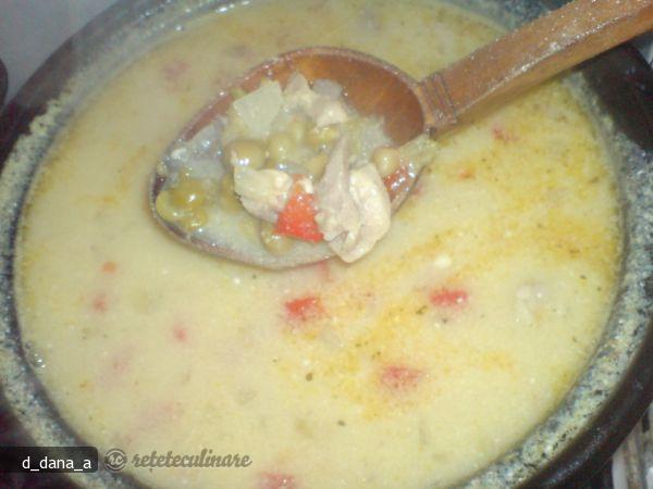 Ciorba de Pui cu Mazare