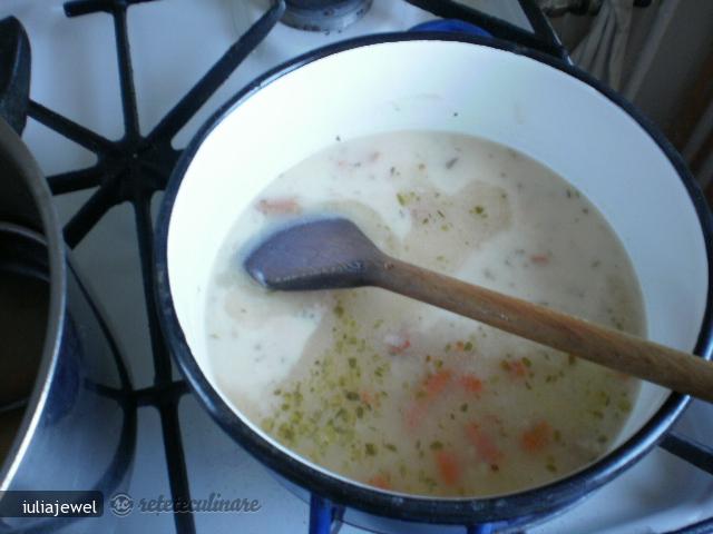 Supa de Fasole cu Salata Verde