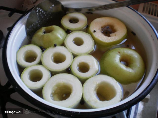 Dovlecei Marinati (dulce - Acrisor)