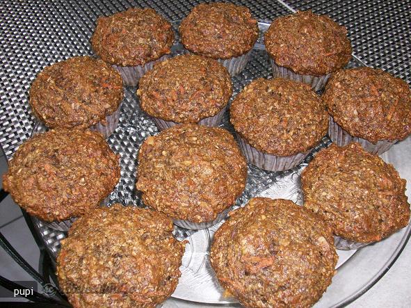 Muffins cu Seminte de In si Tarate de Ovaz