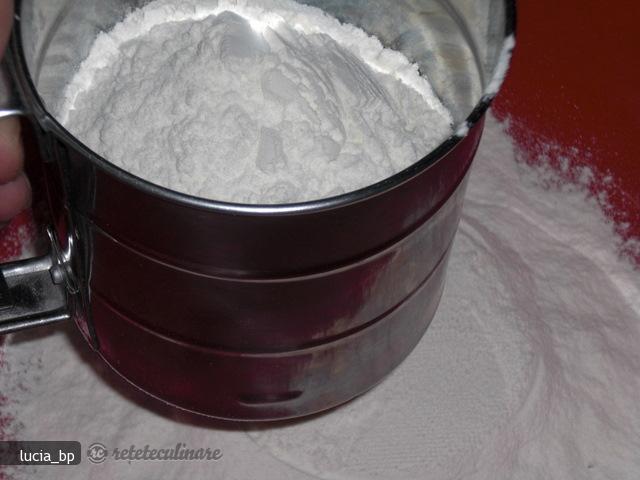 Paine cu Schinduf, Egipteana
