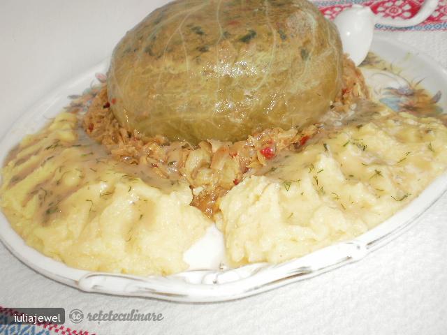 Bulz de Varza Dulce Umpluta cu Carne