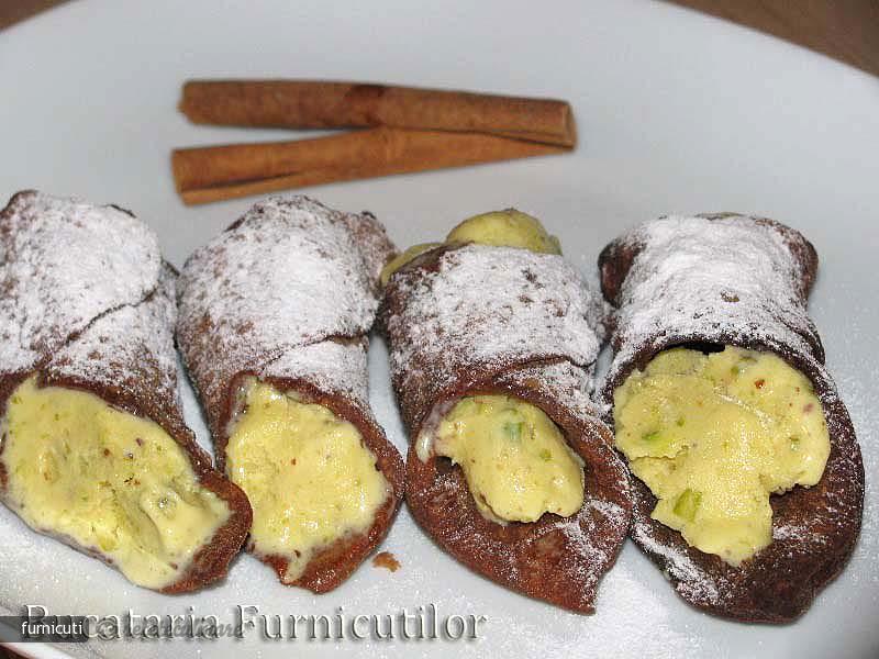 Cannoli cu Inghetata de Fistic