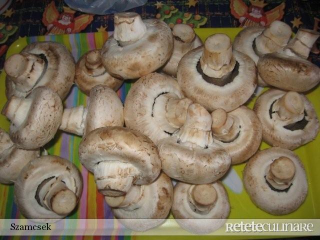 Ciuperci umplute la tava